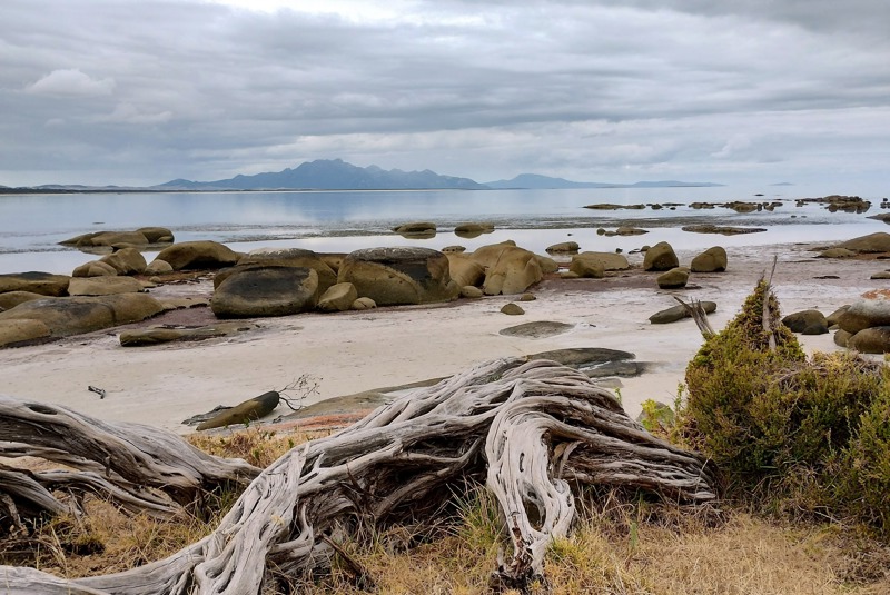 Flinders Island: Relax & Recharge Weekend 4 day/ 3nights 2-5 February 2024 Deeply relax & restore health & vitality in magnificent natural beauty. 